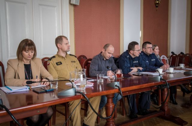 Posiedzenie Powiatowego Zespołu Zarządzania Kryzysowego oraz Komisji Bezpieczeństwa i Porządku Powiatu Bocheńskiego